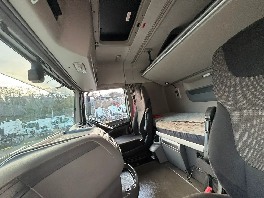 WhatsApp Image 2025-12-18 at 10.14.22 (1).webp