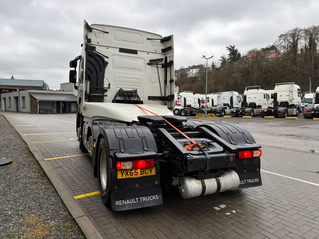 WhatsApp Image 2026-01-15 at 09.43.33 (2).webp