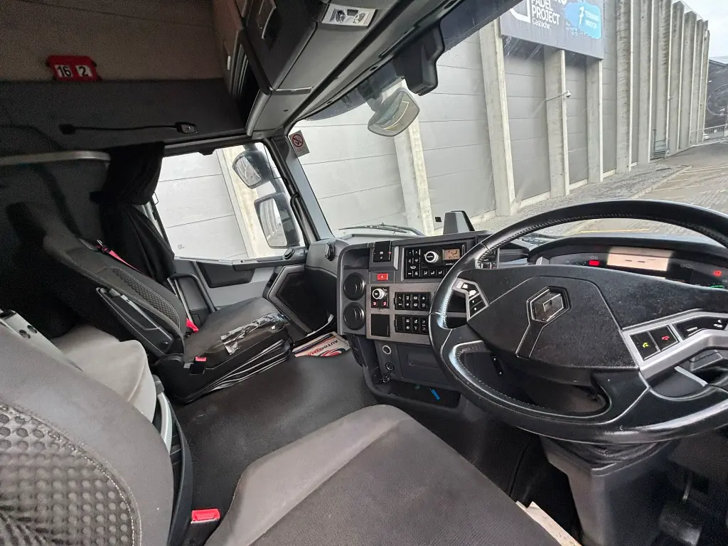 WhatsApp Image 2026-02-05 at 10.50.25 (1).webp