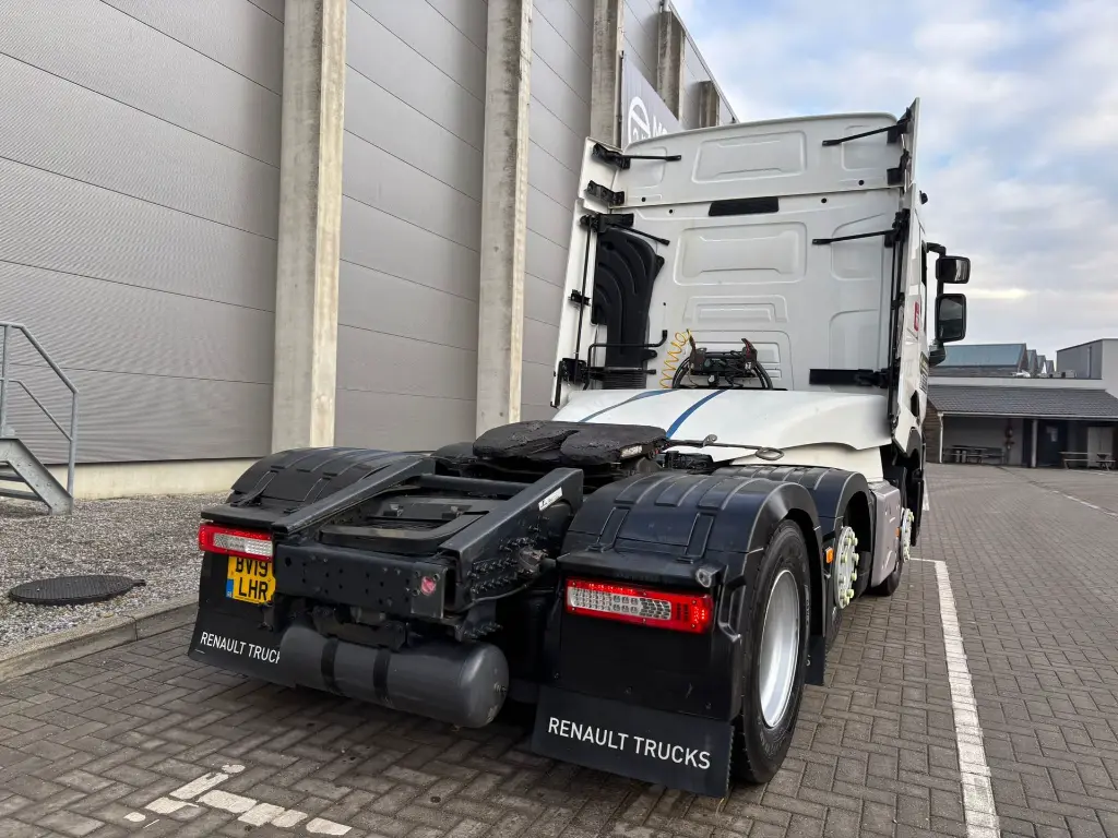 WhatsApp Image 2026-02-05 at 10.50.22.webp