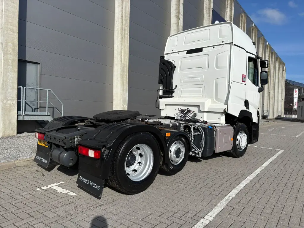 WhatsApp Image 2026-02-18 at 12.58.33 (1).webp