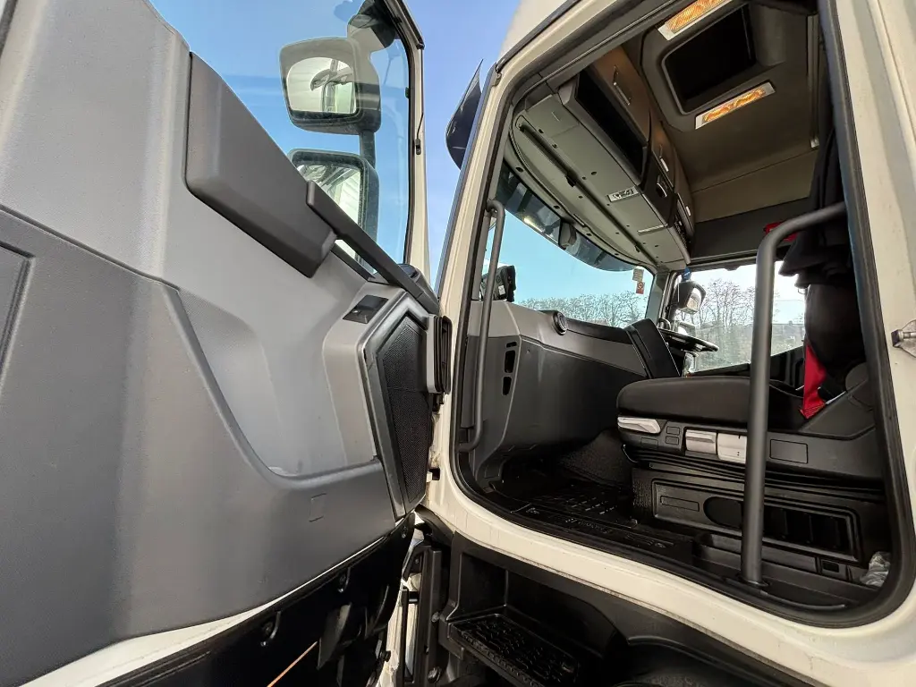 WhatsApp Image 2026-02-18 at 12.58.36 (1).webp