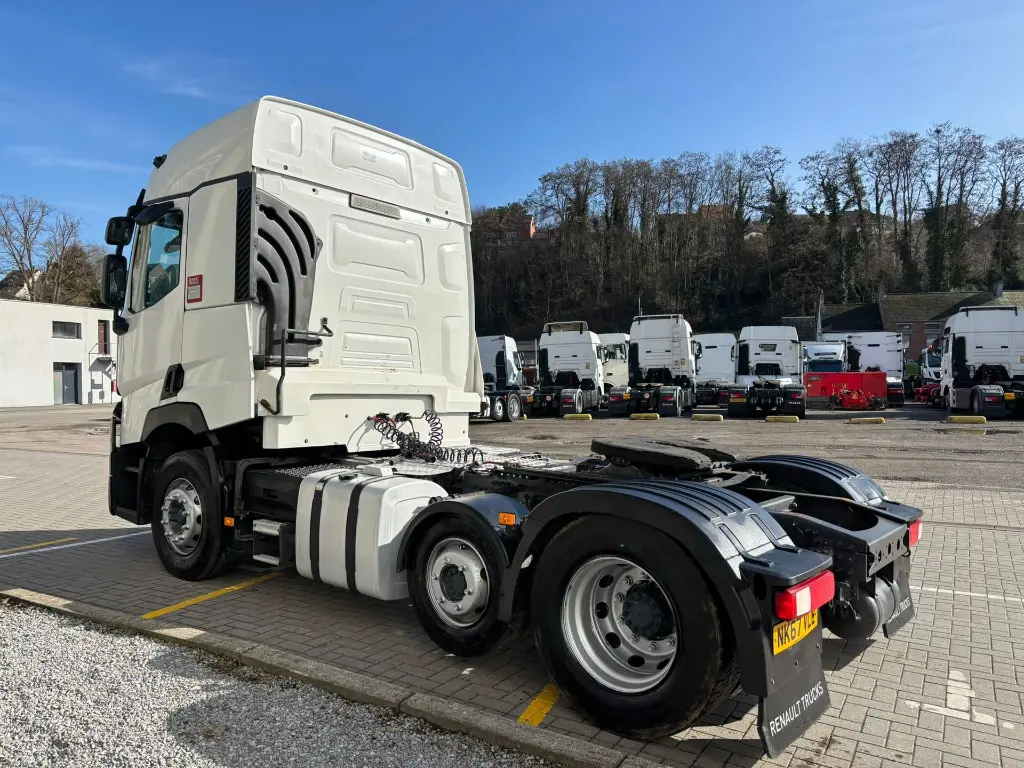 WhatsApp Image 2026-02-18 at 13.32.59 (1).webp