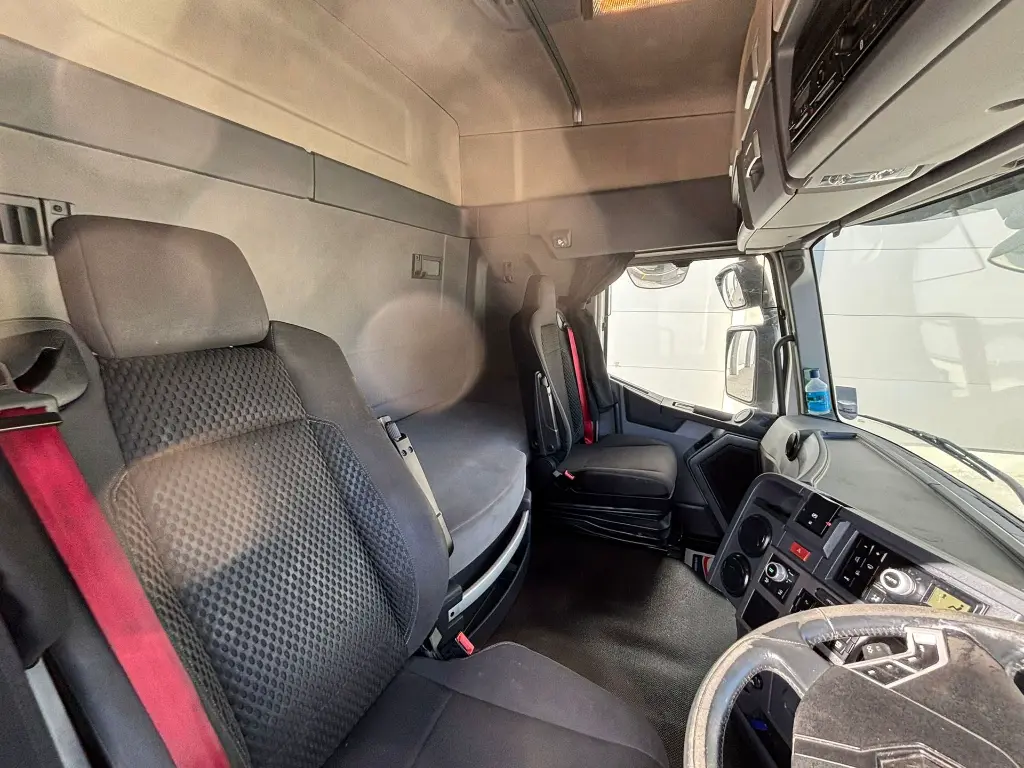 WhatsApp Image 2026-02-18 at 13.33.02 (3).webp