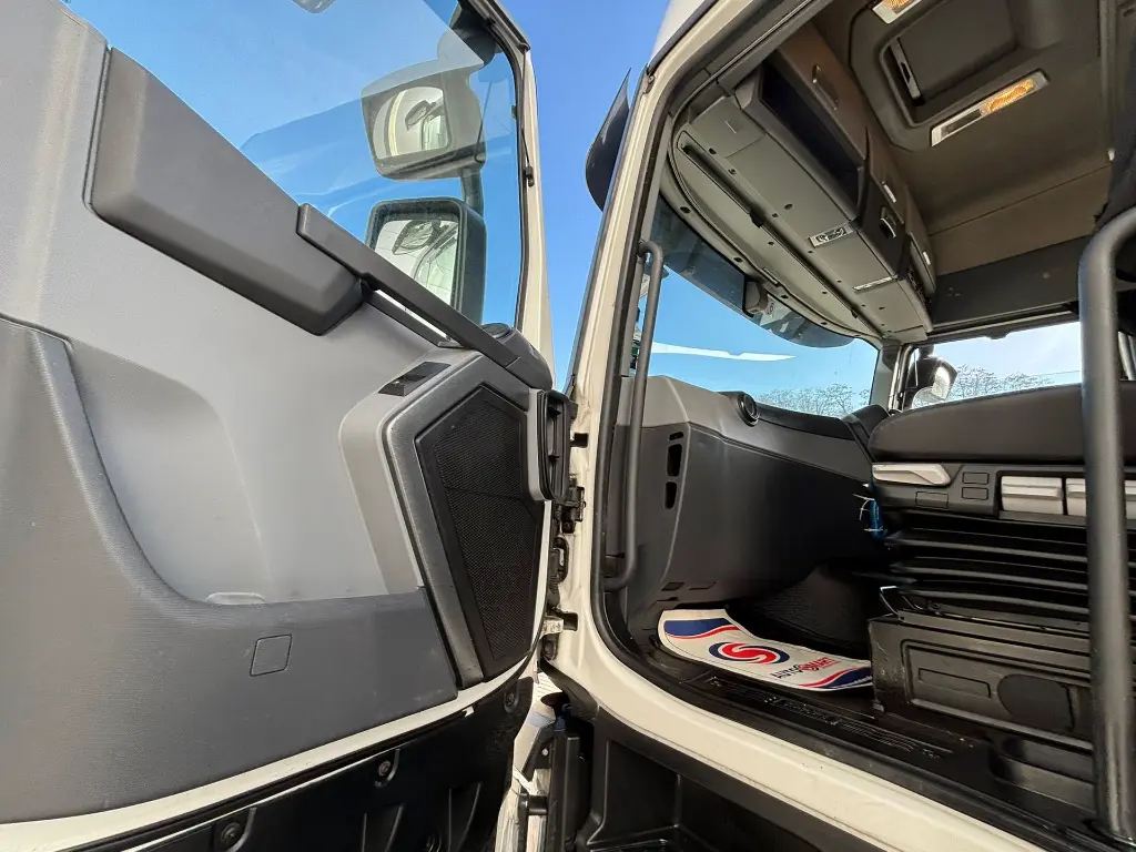 WhatsApp Image 2026-02-18 at 13.33.02 (2).webp