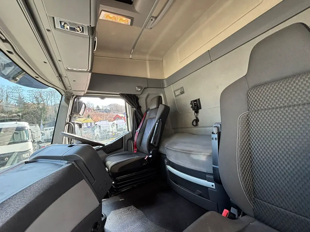 WhatsApp Image 2026-02-18 at 13.50.16 (2).webp