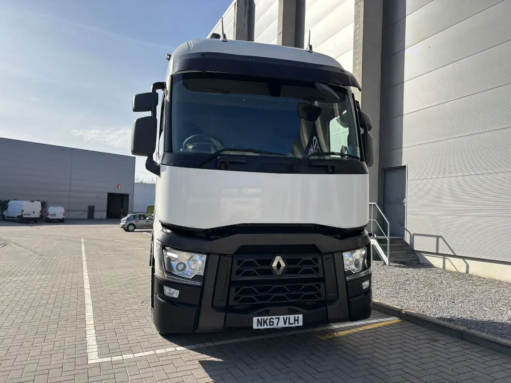 WhatsApp Image 2026-02-18 at 13.50.16 (1).webp