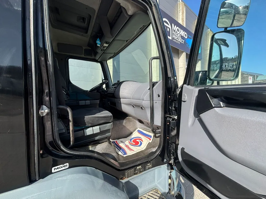 WhatsApp Image 2026-03-05 at 14.00.19.webp