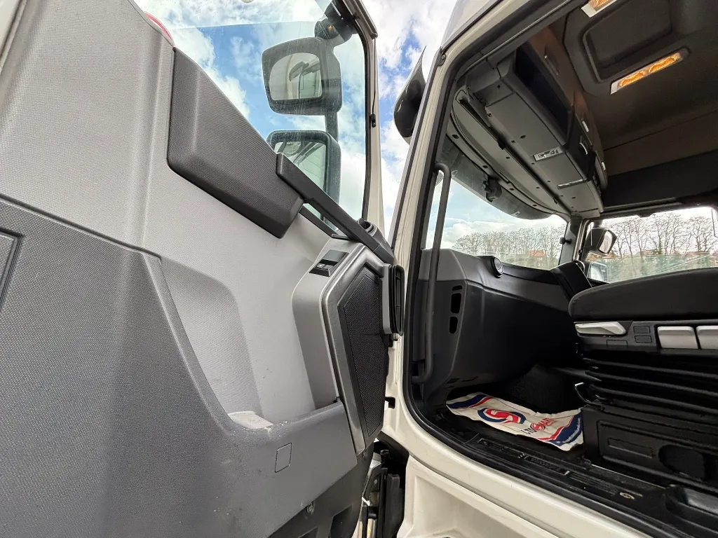 WhatsApp Image 2026-03-12 at 13.54.44 (5).webp