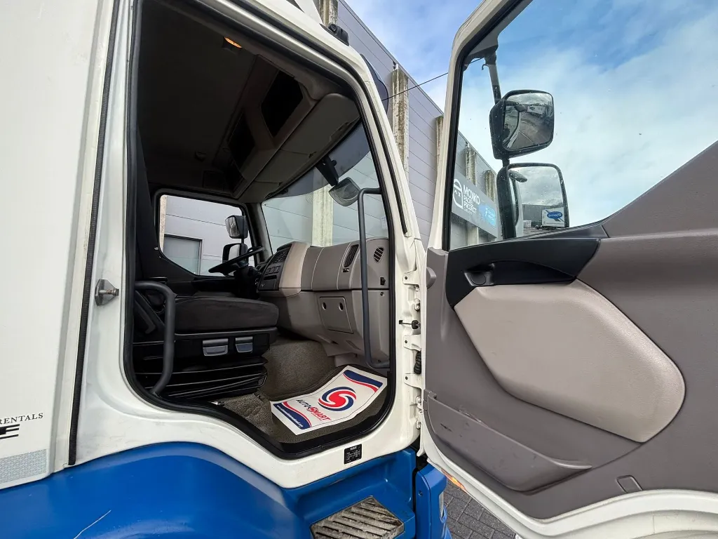 WhatsApp Image 2026-02-12 at 14.19.51.webp