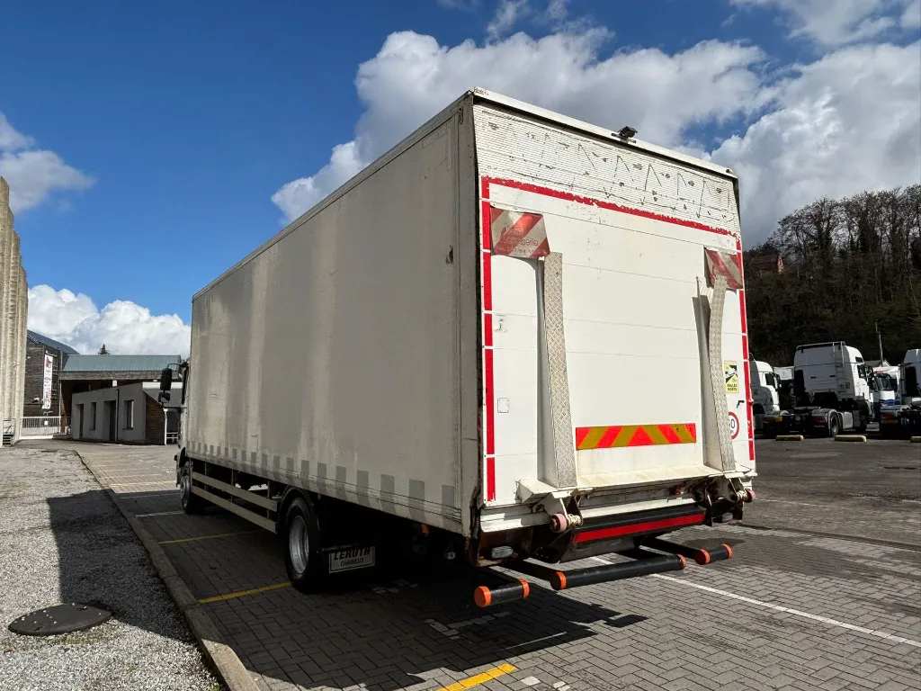 WhatsApp Image 2026-03-26 at 14.00.53 (1).webp