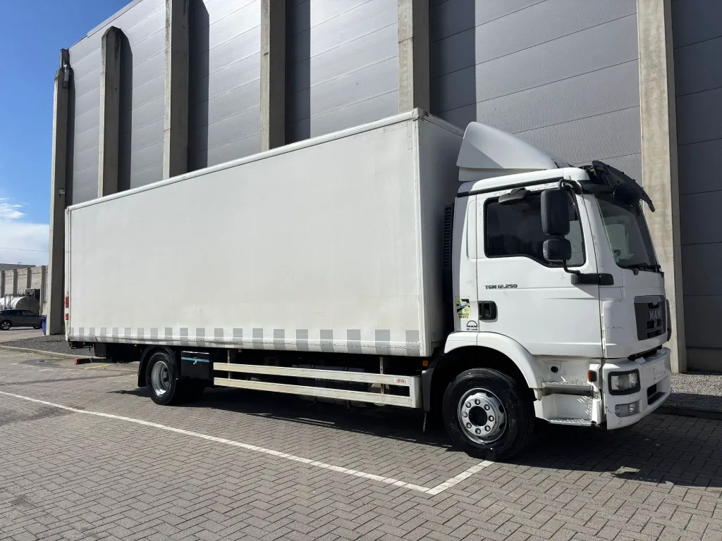 WhatsApp Image 2026-03-26 at 14.00.58.webp