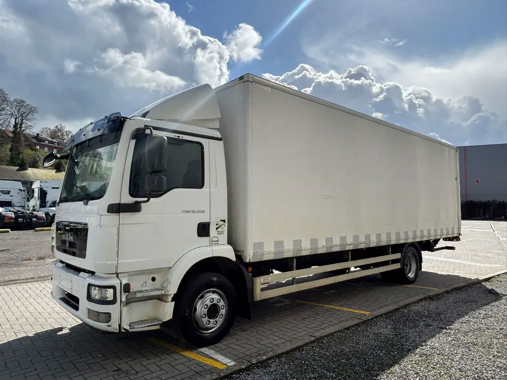 WhatsApp Image 2026-03-26 at 14.00.50 (1).webp