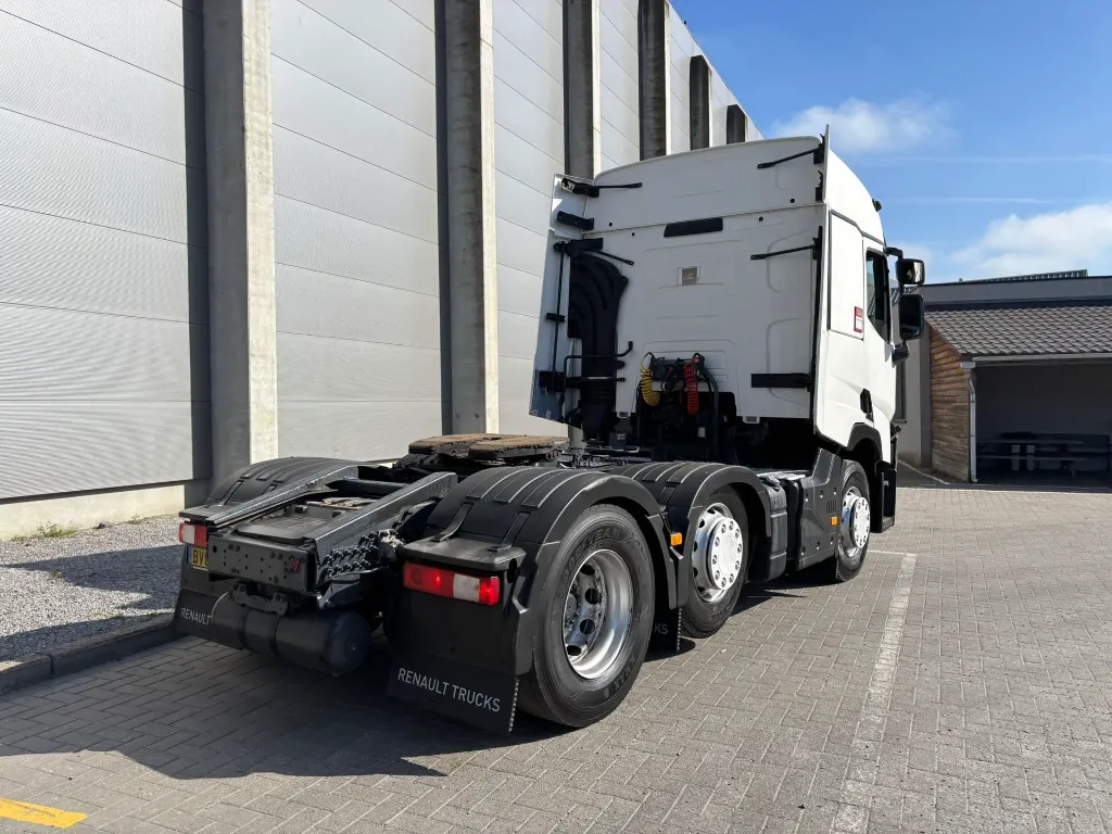 WhatsApp Image 2026-04-24 at 10.15.16 (1).webp