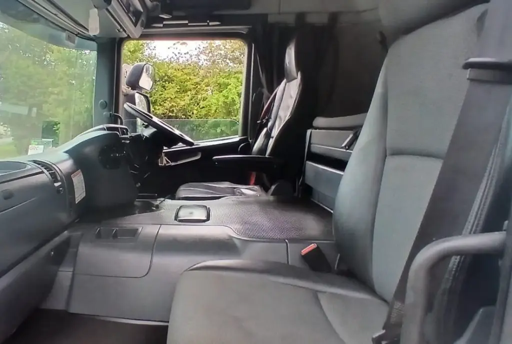 WhatsApp Image 2025-08-06 at 11.38.25 (2).webp