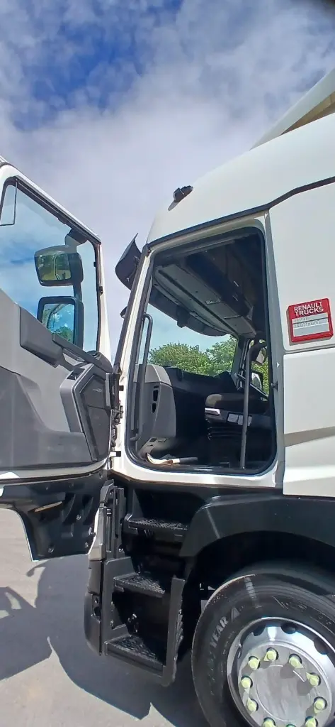 WhatsApp Image 2025-08-22 at 10.14.02 (3).webp