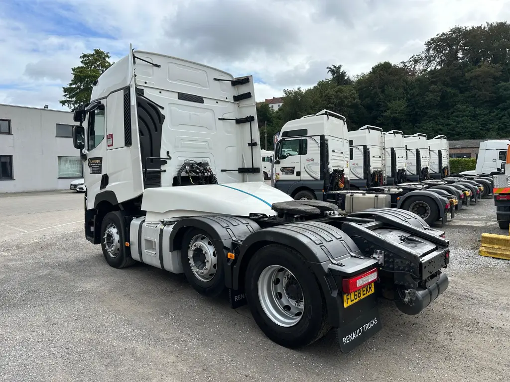 WhatsApp Image 2025-09-11 at 12.16.26 (3).webp