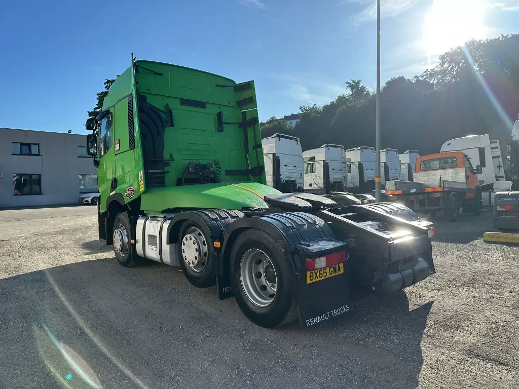 WhatsApp Image 2025-09-19 at 10.15.30 (2).webp