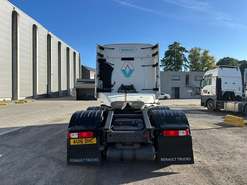 WhatsApp Image 2025-09-19 at 10.16.38 (2).webp