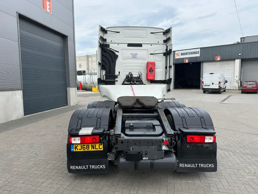 WhatsApp Image 2025-09-24 at 12.13.01 (1).webp