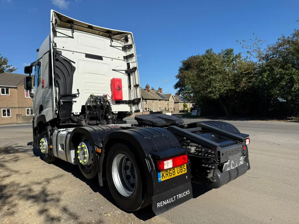 WhatsApp Image 2025-09-22 at 15.31.28 (3).webp