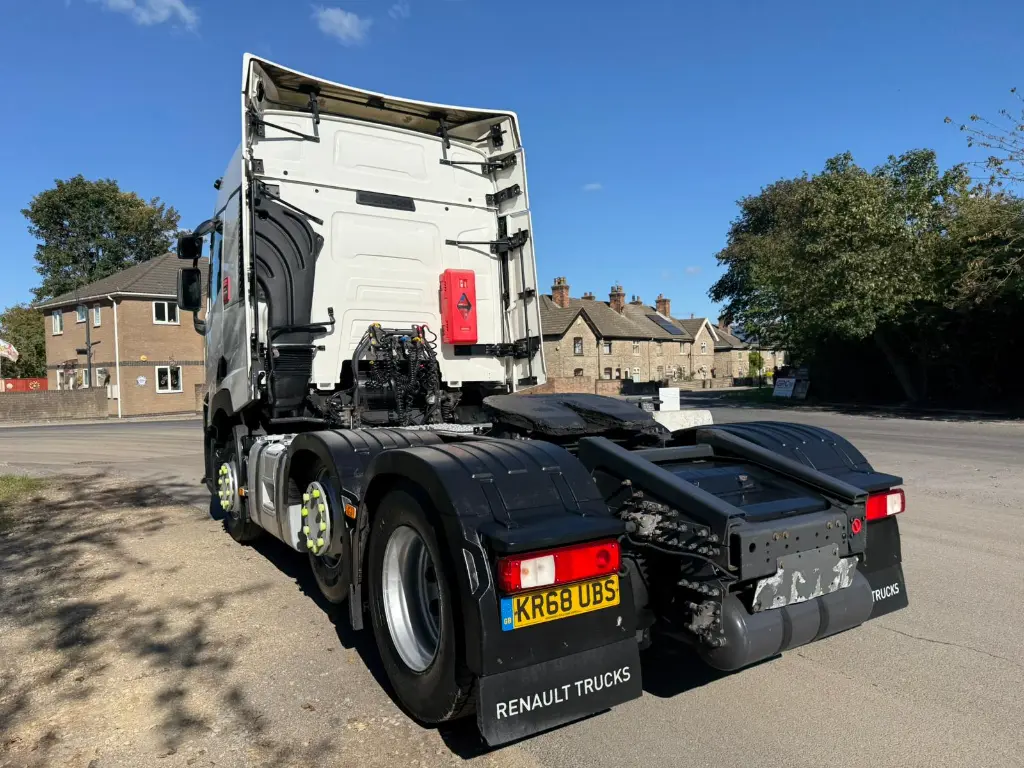 WhatsApp Image 2025-09-22 at 15.31.29 (3).webp