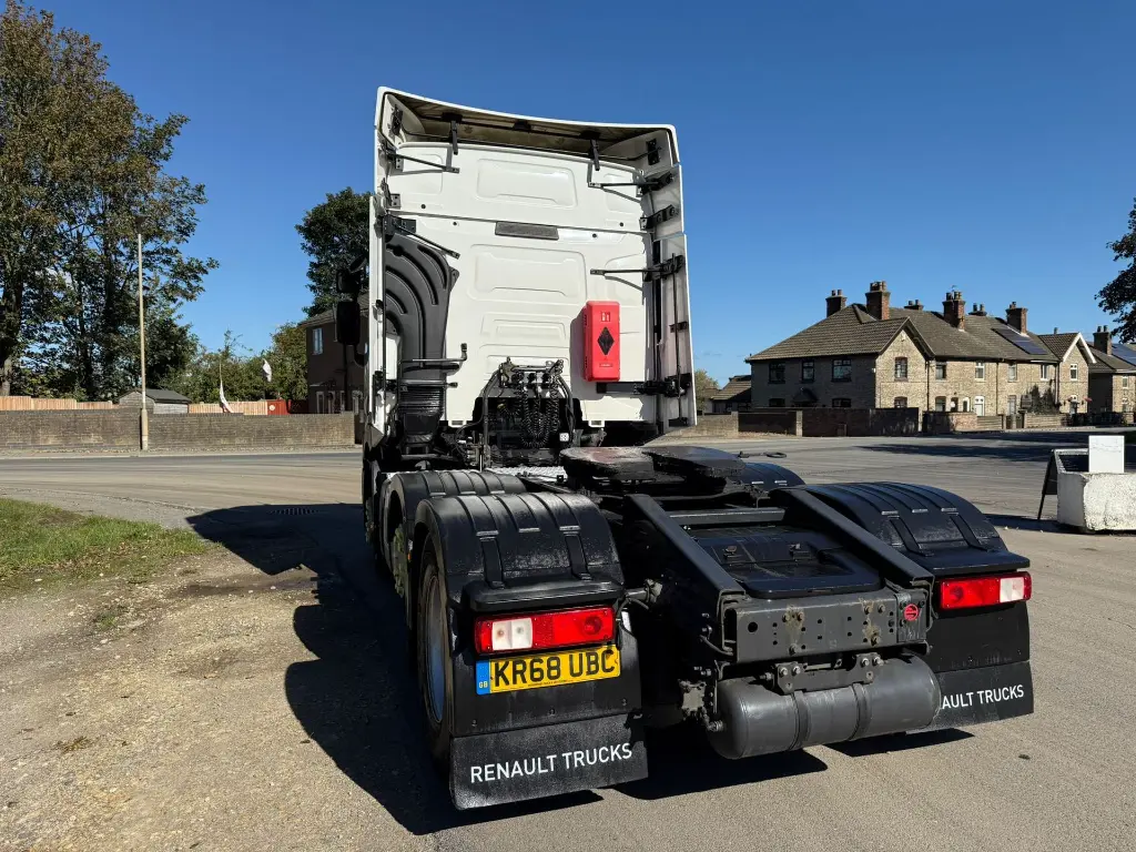 WhatsApp Image 2025-09-22 at 13.46.47 (2).webp