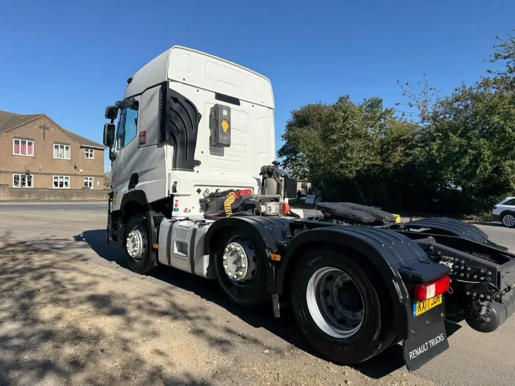 WhatsApp Image 2025-09-22 at 15.44.54 (4).webp