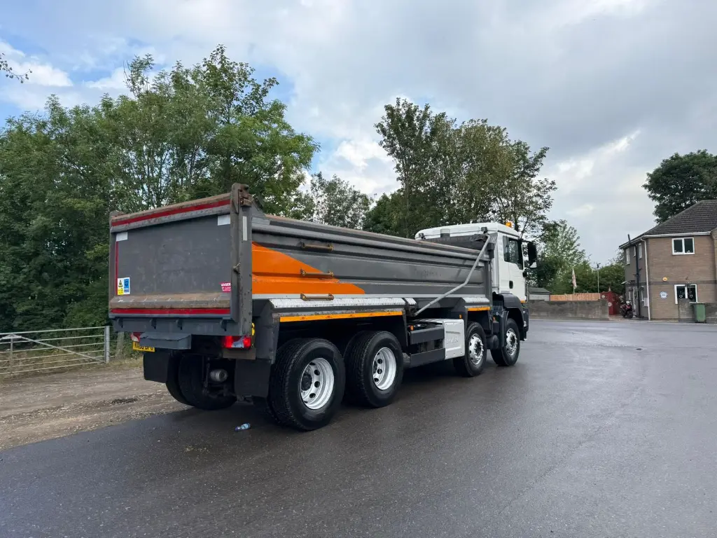 WhatsApp Image 2025-09-29 at 10.04.45 (3).webp