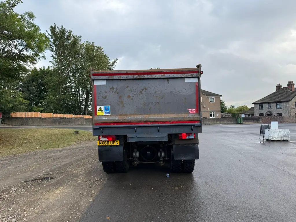 WhatsApp Image 2025-09-29 at 10.04.43 (3).webp