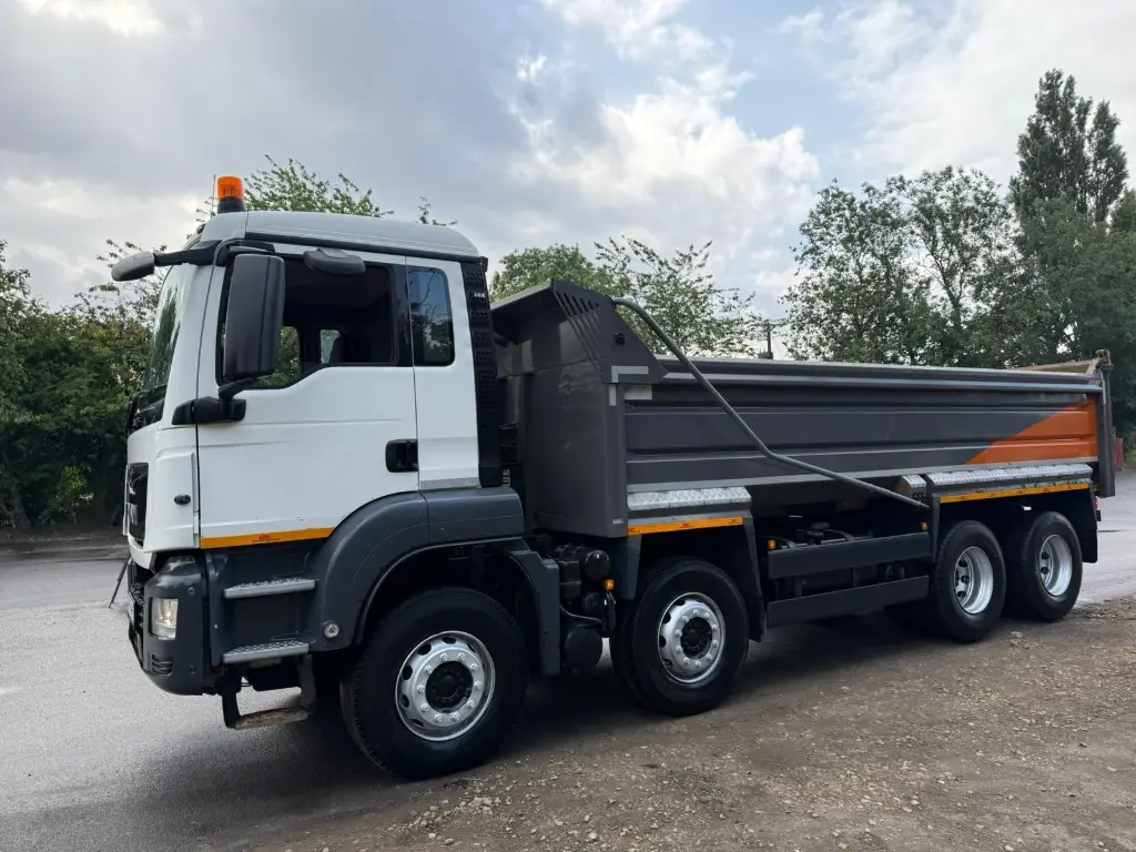 WhatsApp Image 2025-09-29 at 10.04.39 (1).webp