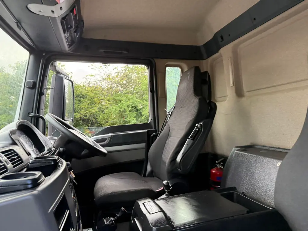 WhatsApp Image 2025-09-29 at 10.04.50 (3).webp