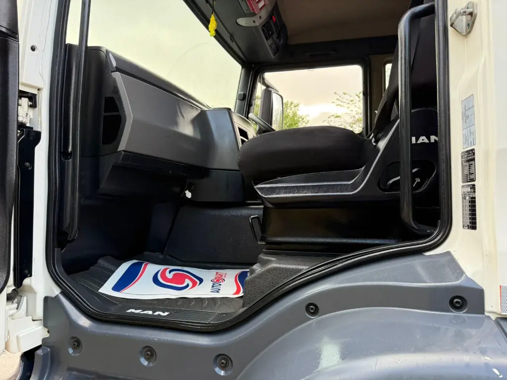 WhatsApp Image 2025-09-29 at 10.04.49 (2).webp