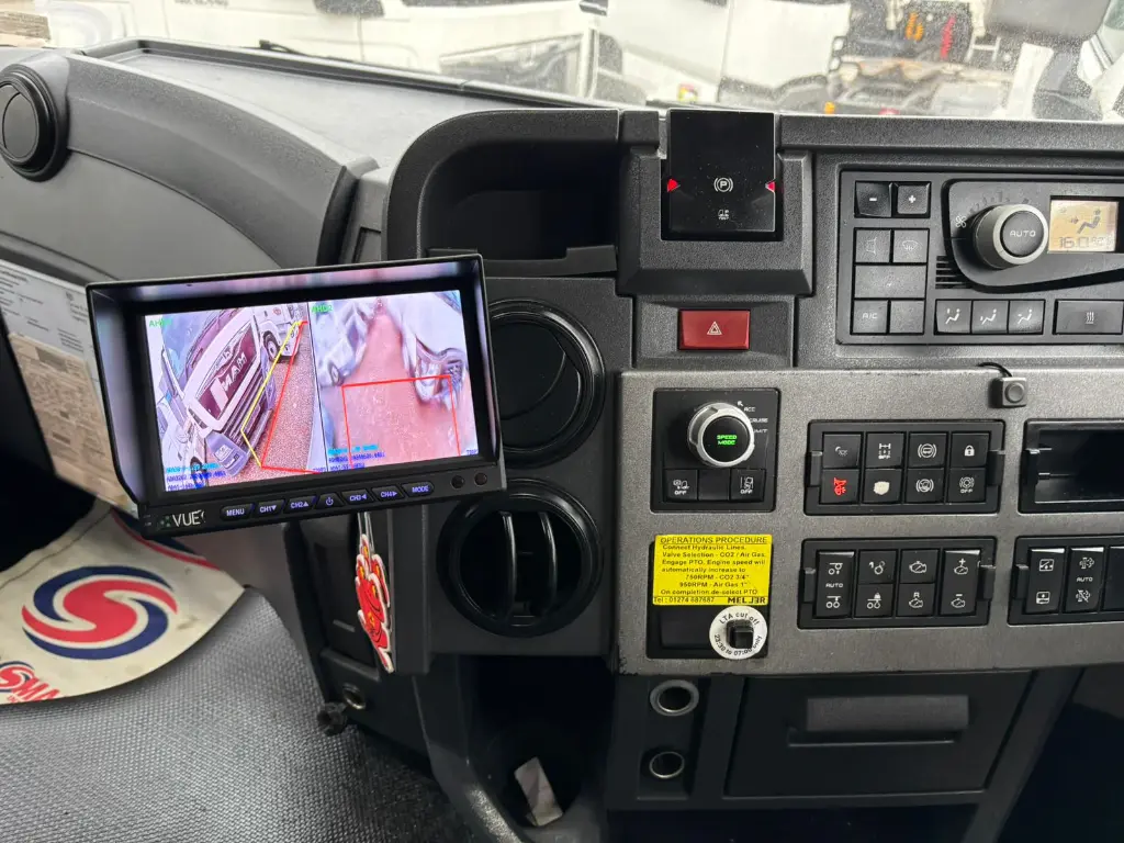 WhatsApp Image 2025-10-17 at 09.38.48 (1).webp