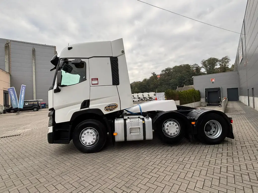 WhatsApp Image 2025-10-17 at 09.48.58 (3).webp