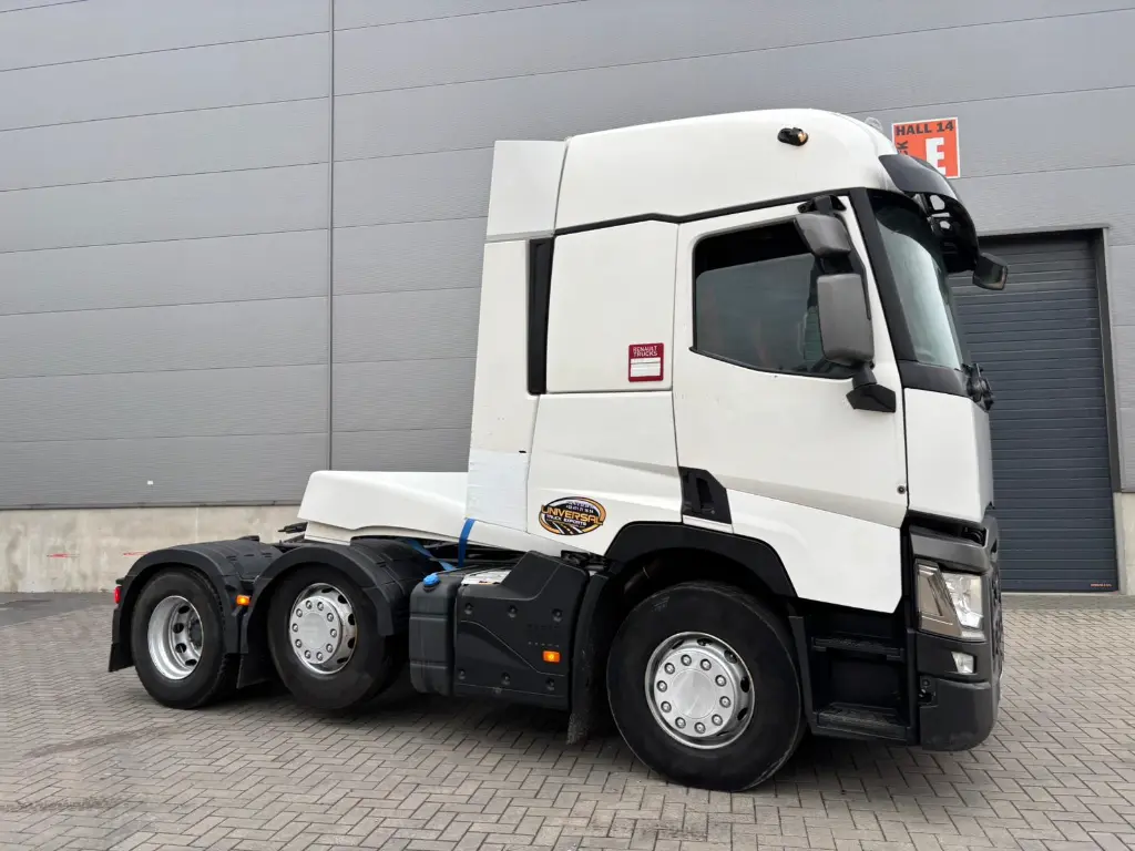 WhatsApp Image 2025-10-17 at 09.25.55 (3).webp