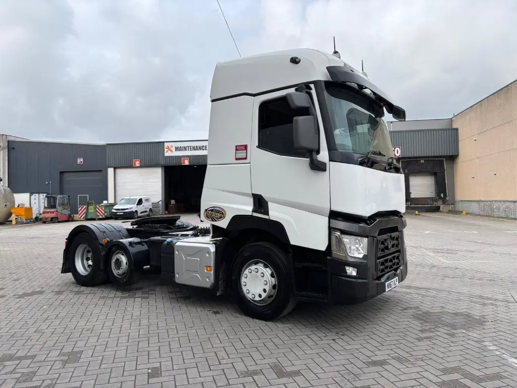 WhatsApp Image 2025-10-22 at 12.58.07 (2).webp