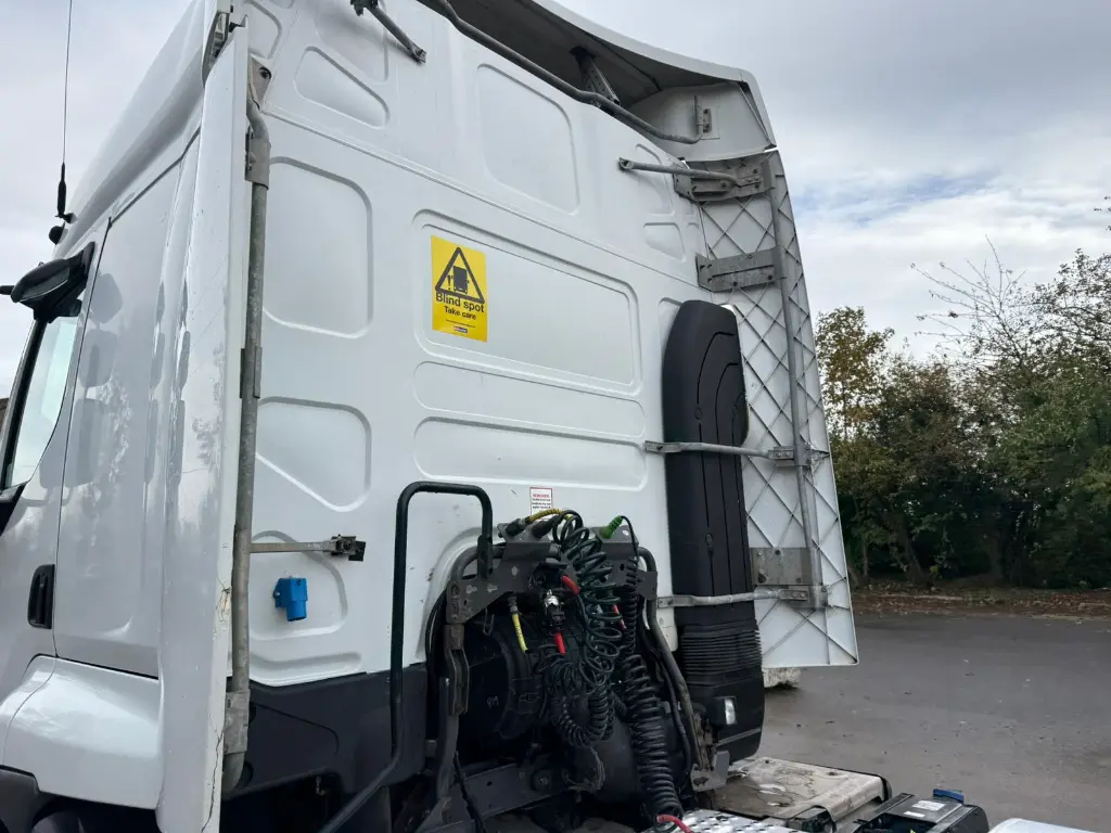 WhatsApp Image 2025-11-03 at 12.28.51 (2).webp