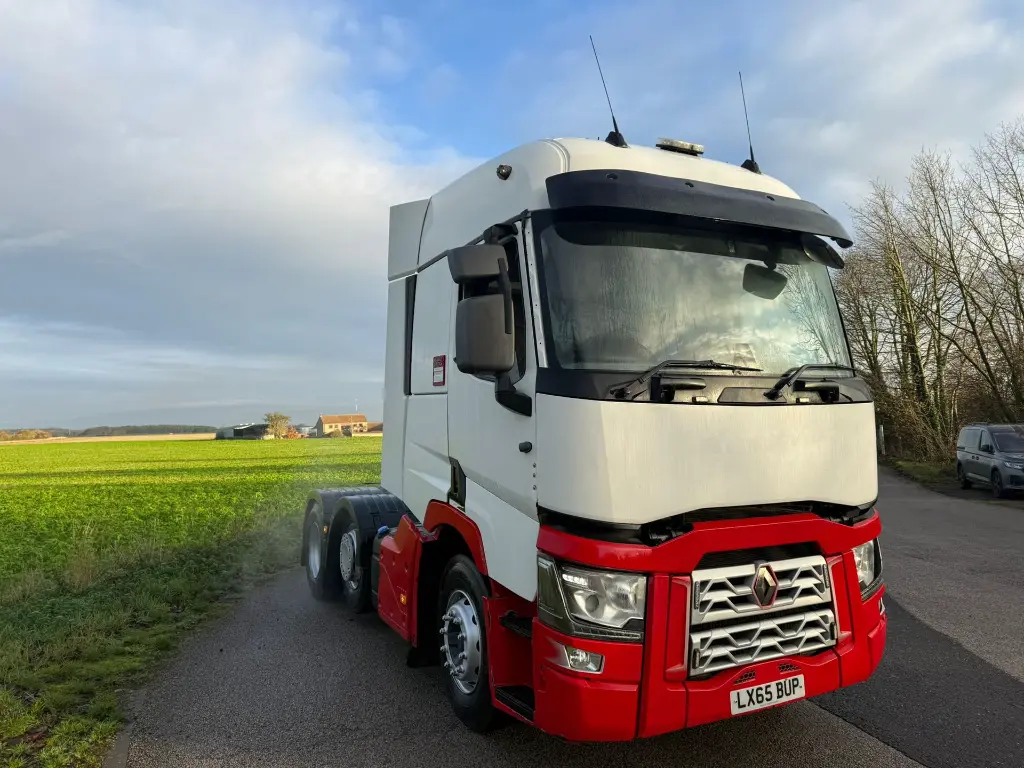 WhatsApp Image 2025-11-24 at 10.25.41 (1).webp