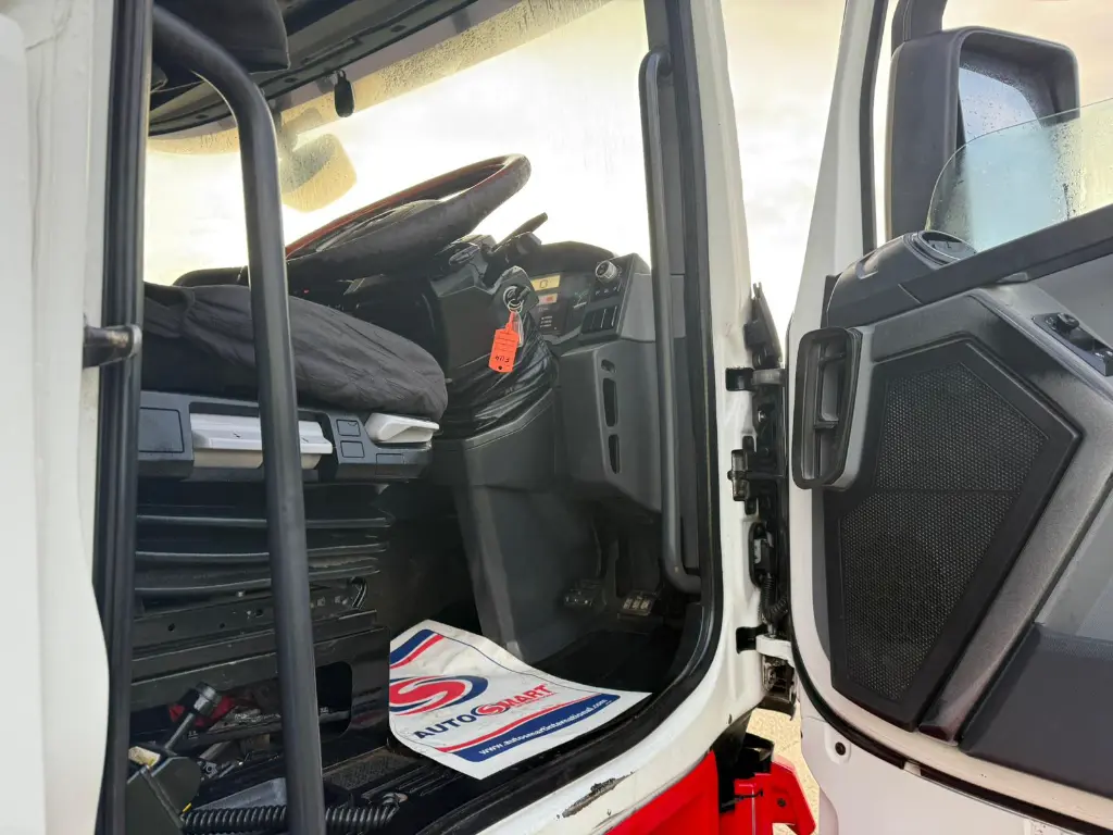 WhatsApp Image 2025-11-24 at 10.25.40 (2).webp