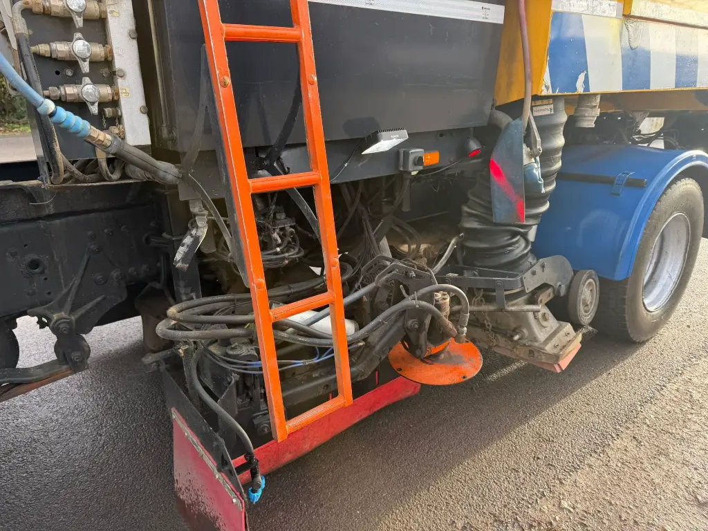 WhatsApp Image 2025-12-09 at 10.34.51.webp