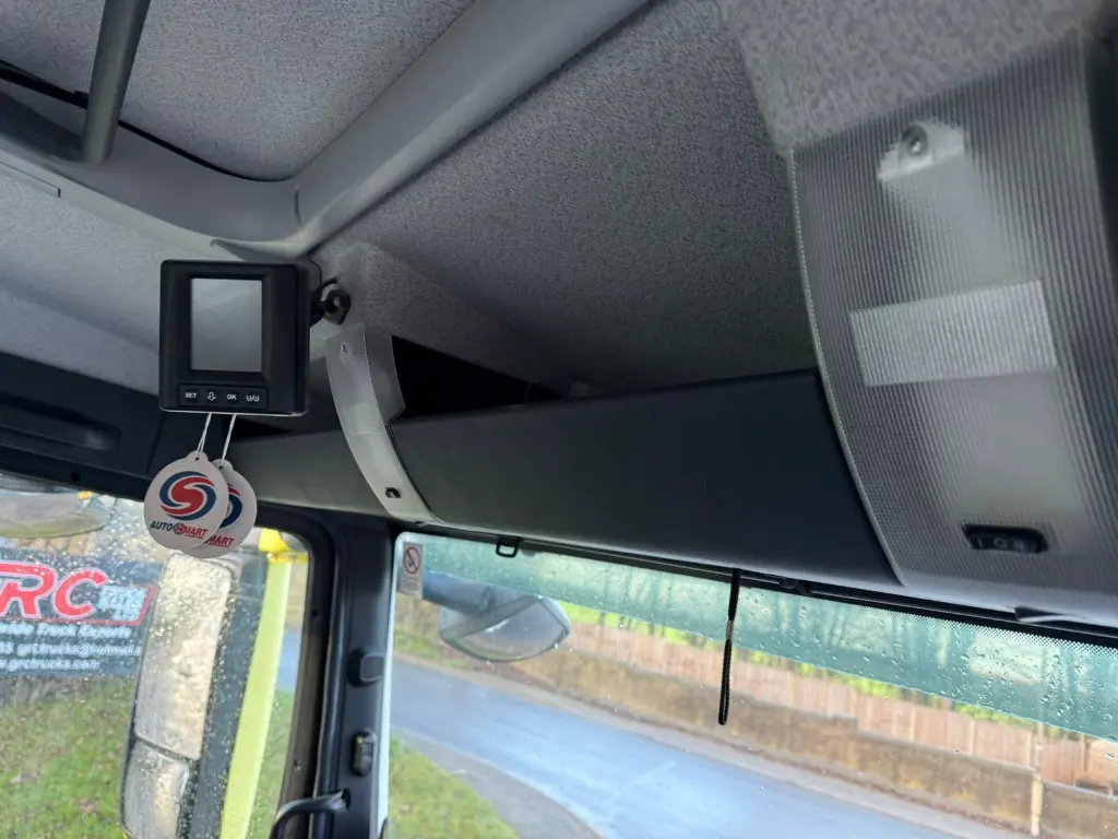 WhatsApp Image 2025-11-25 at 13.15.06 (3).webp