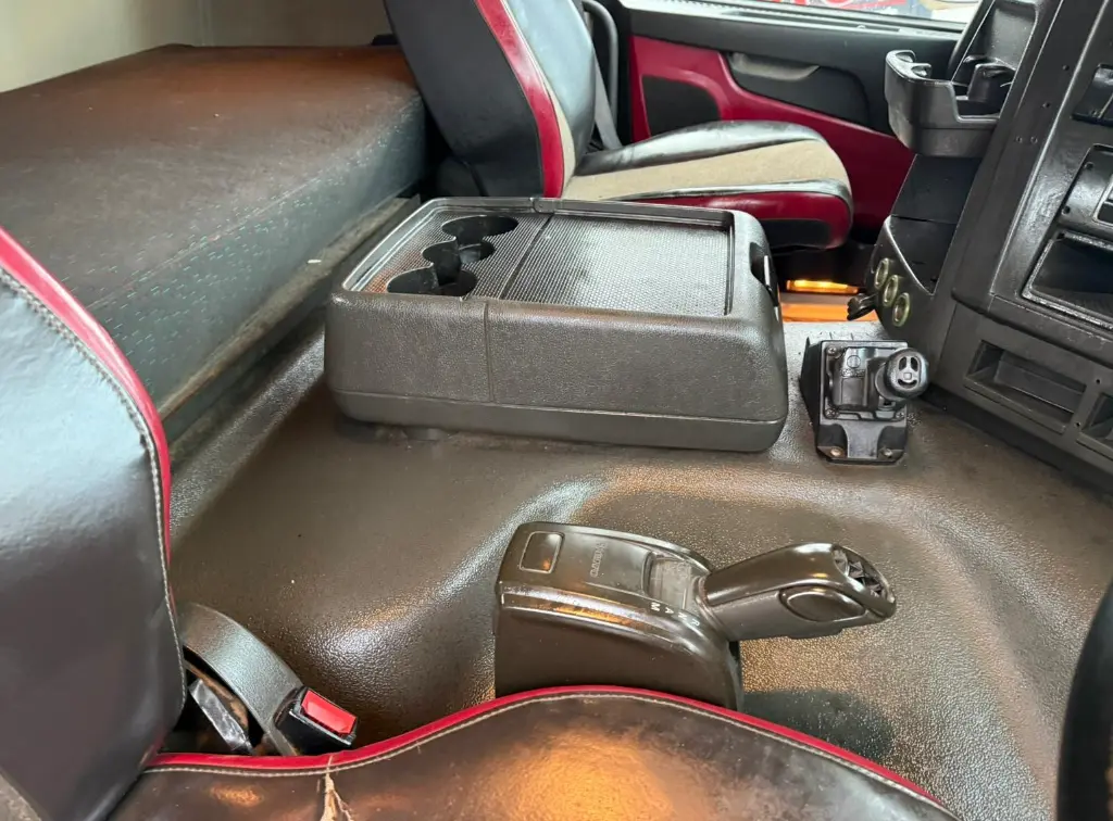 WhatsApp Image 2025-12-09 at 10.35.34.webp