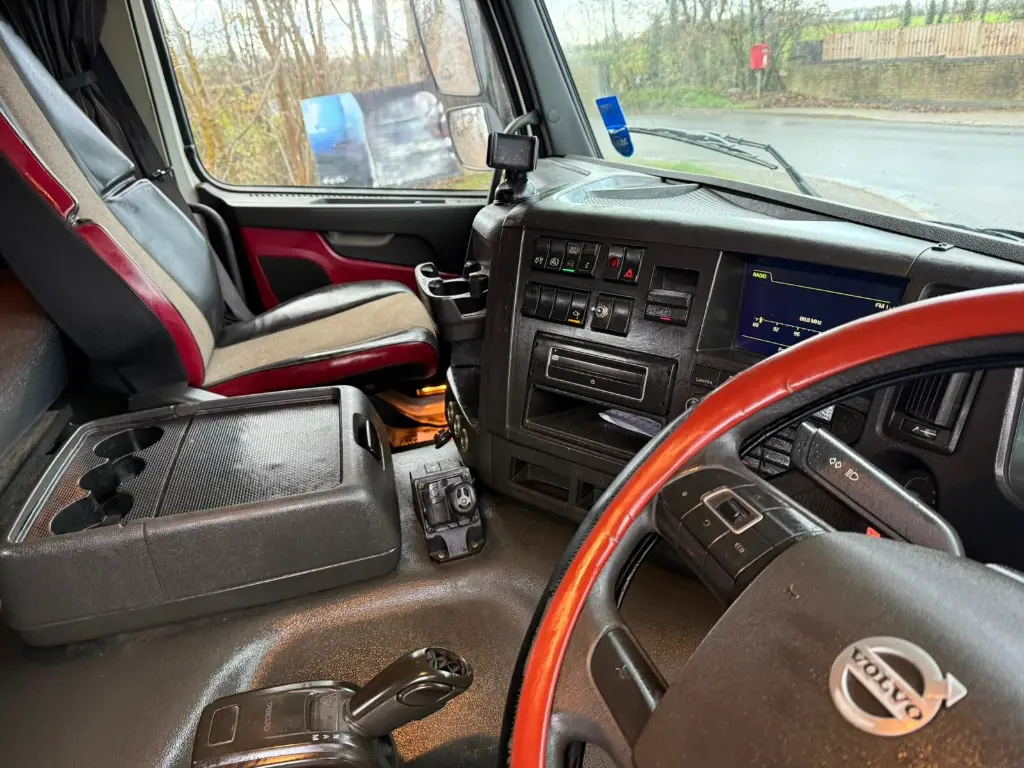 WhatsApp Image 2025-12-09 at 10.35.36.webp