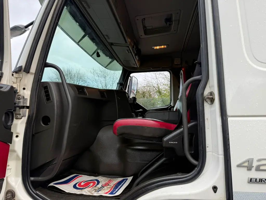 WhatsApp Image 2025-12-09 at 10.35.35.webp