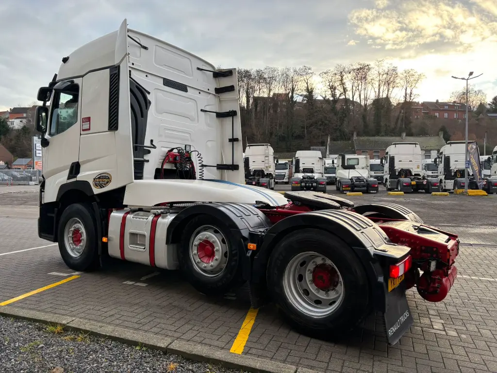 WhatsApp Image 2025-12-16 at 09.54.57.webp