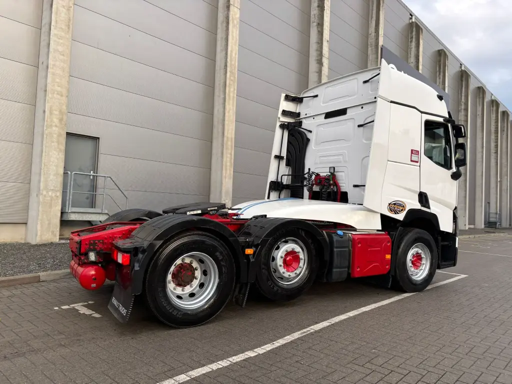 WhatsApp Image 2025-12-16 at 09.54.58.webp