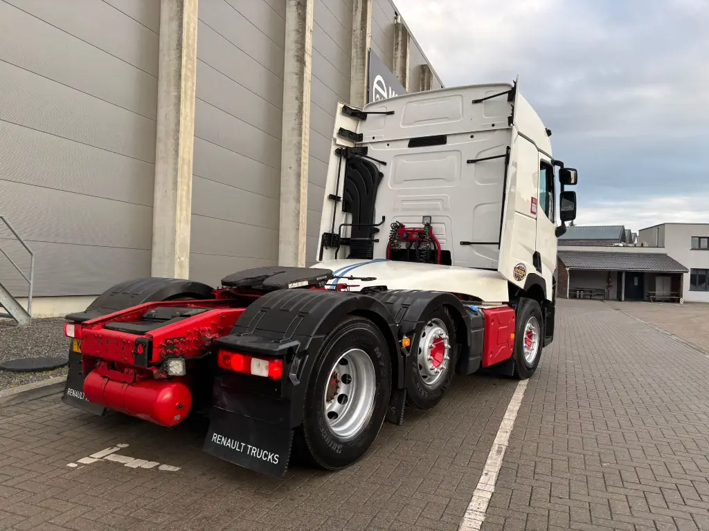 WhatsApp Image 2025-12-16 at 09.54.57 (2).webp