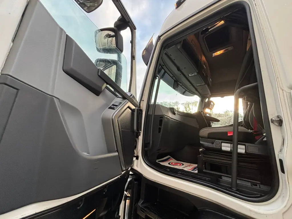 WhatsApp Image 2025-12-16 at 09.54.59 (1).webp