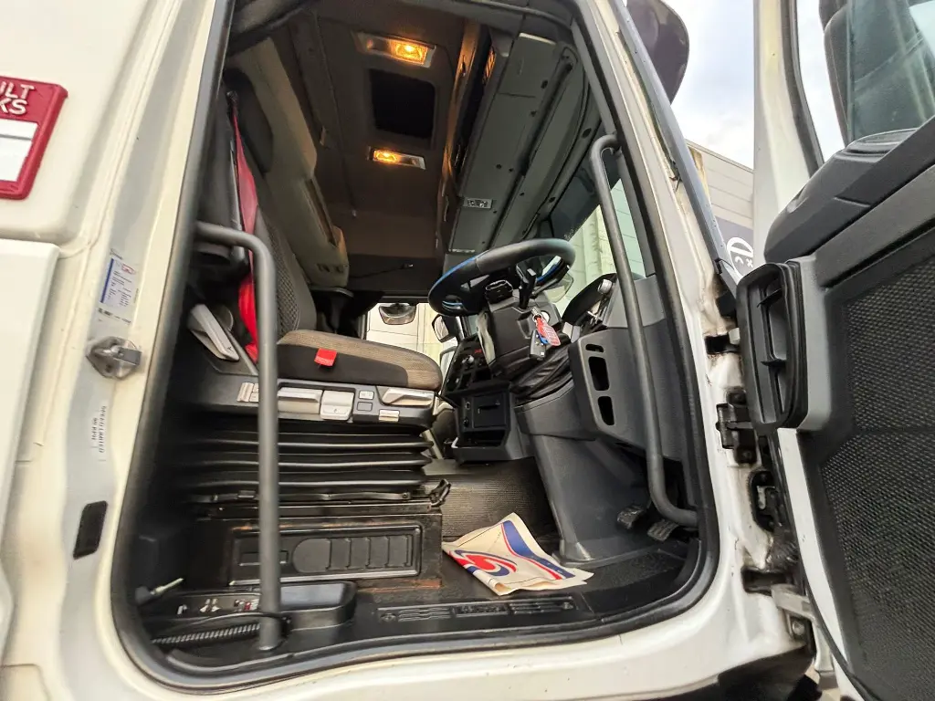 WhatsApp Image 2025-12-16 at 09.54.59 (2).webp